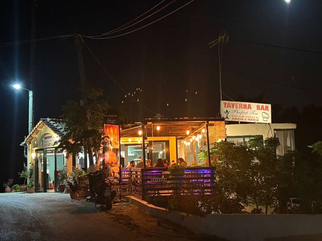 Perfect Ten Taverna Bar