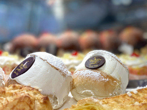 Insolito Cioko Cafè