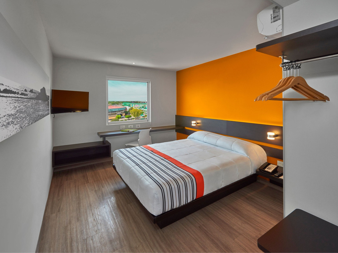 City Express Junior by Marriott León Centro De Convenciones