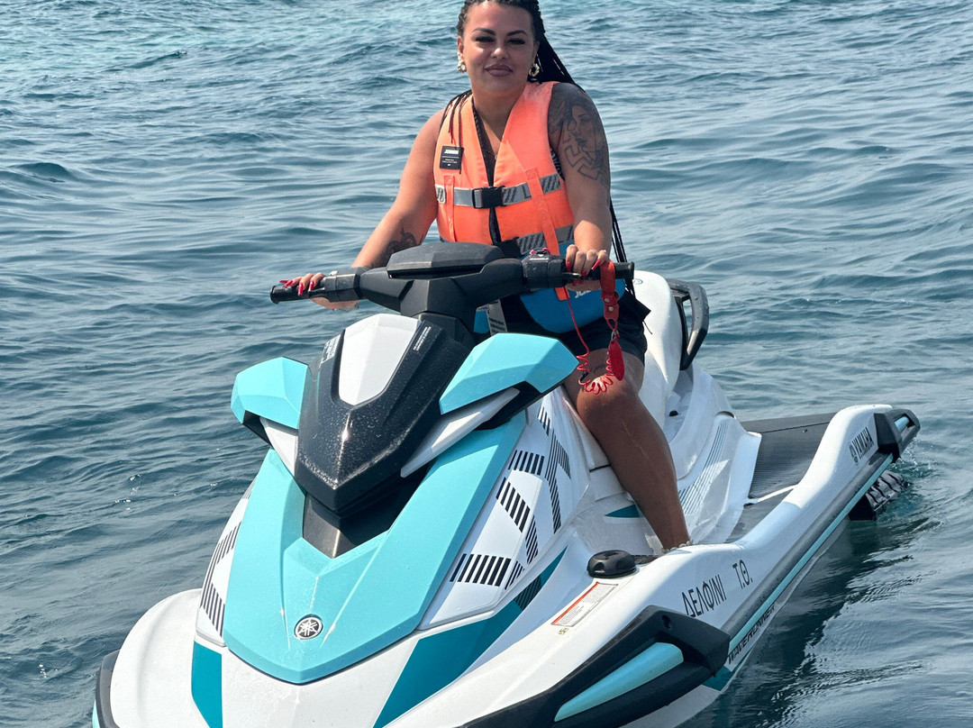 Santorini Water Sports-Agios Georgios必去景点