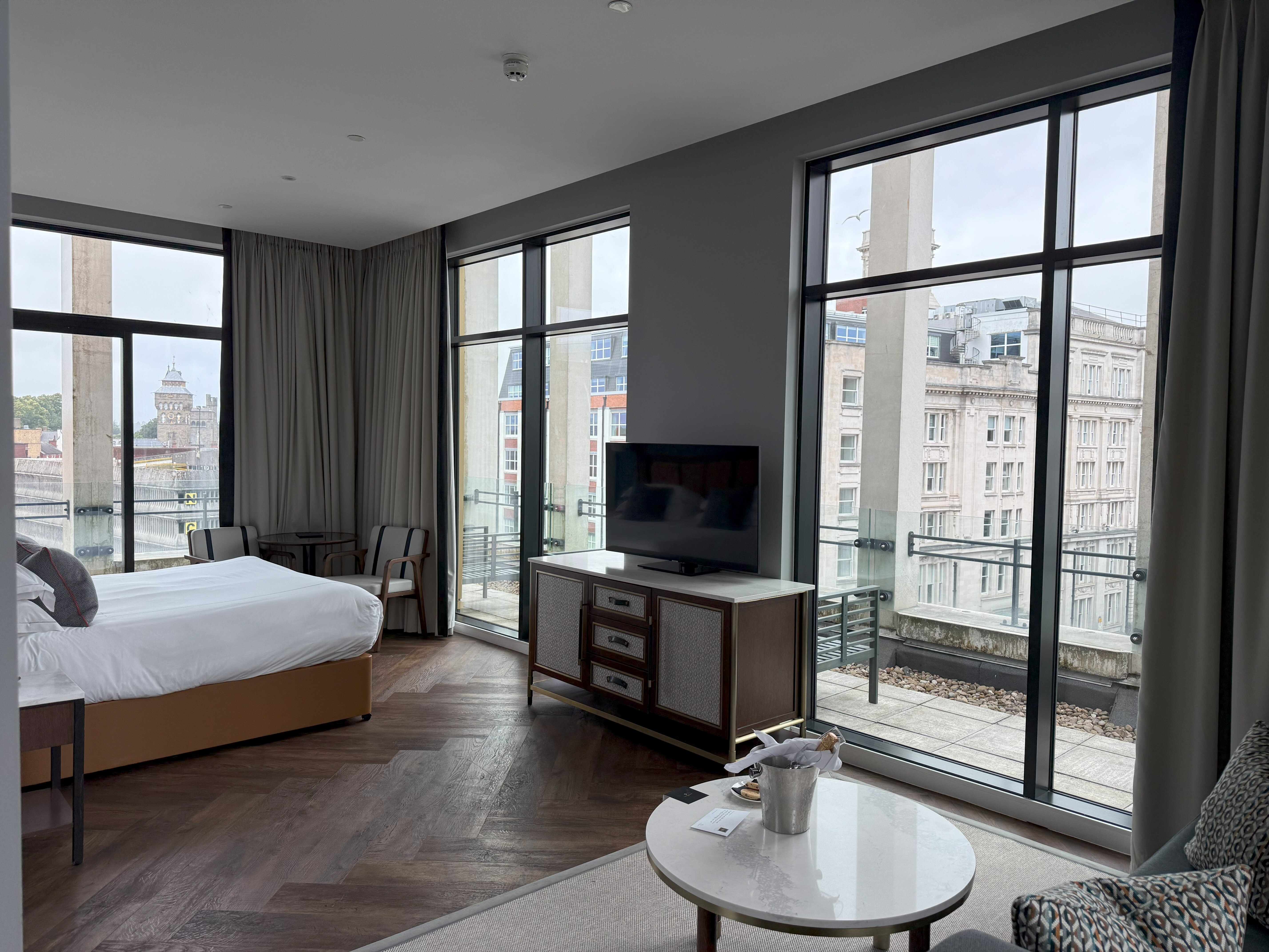 The Parkgate Hotel-客卧