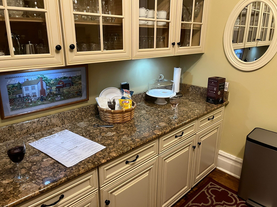 Levi Deal Mansion Bed & Breakfast主图