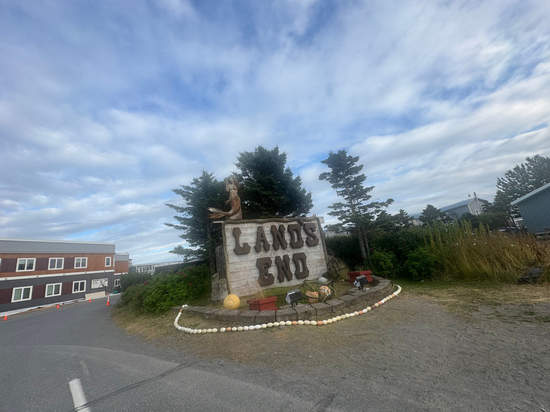 Land's End Resort主图