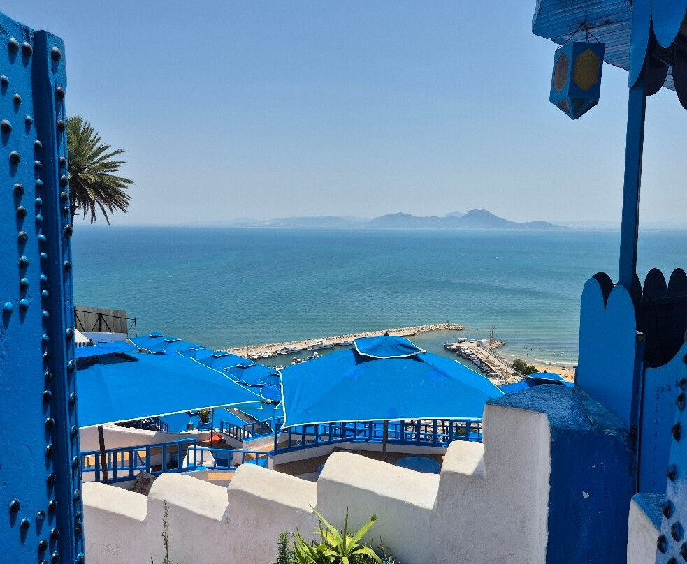 Cafe des Delices-蓝白小镇必去景点