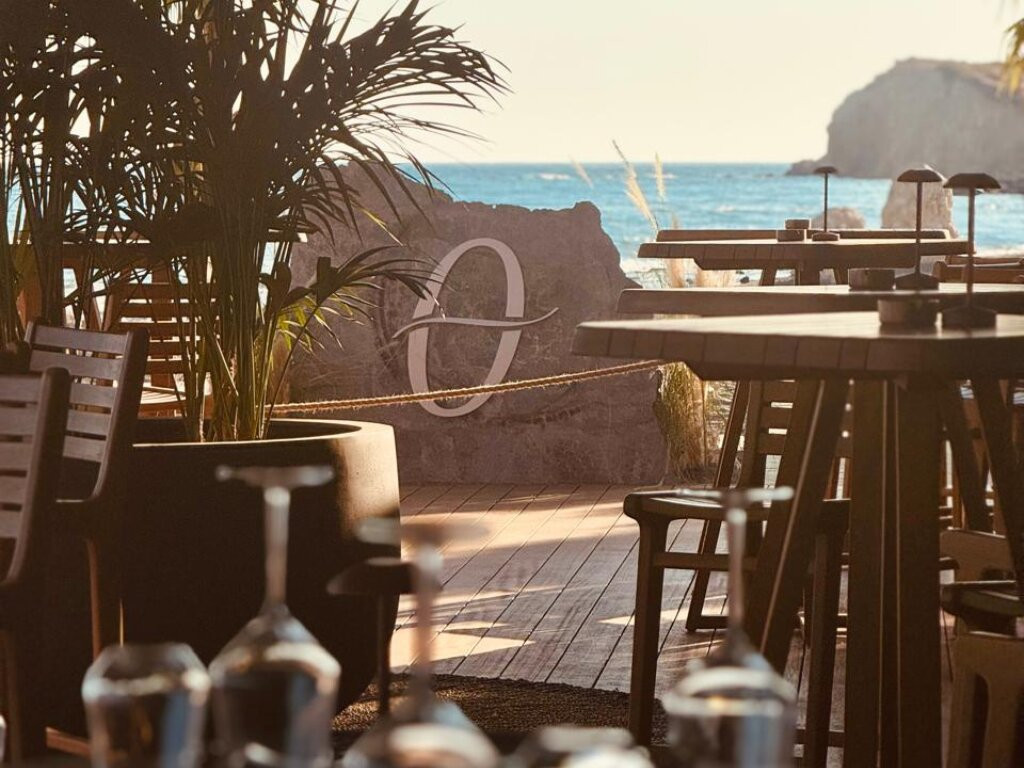 Thalassa Sea Side Bar Restaurant