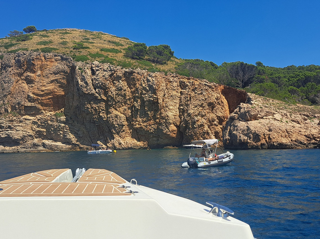 Cap-Sur-Saint-Cyprien-Plage必去景点
