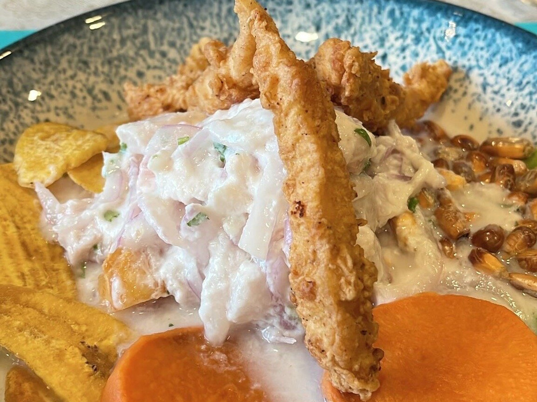 Pollo & Brasa. Cocina Peruana Y Karaoke