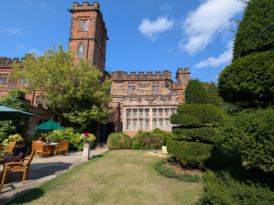 New Hall Hotel Spa-萨顿科尔菲尔德必去景点