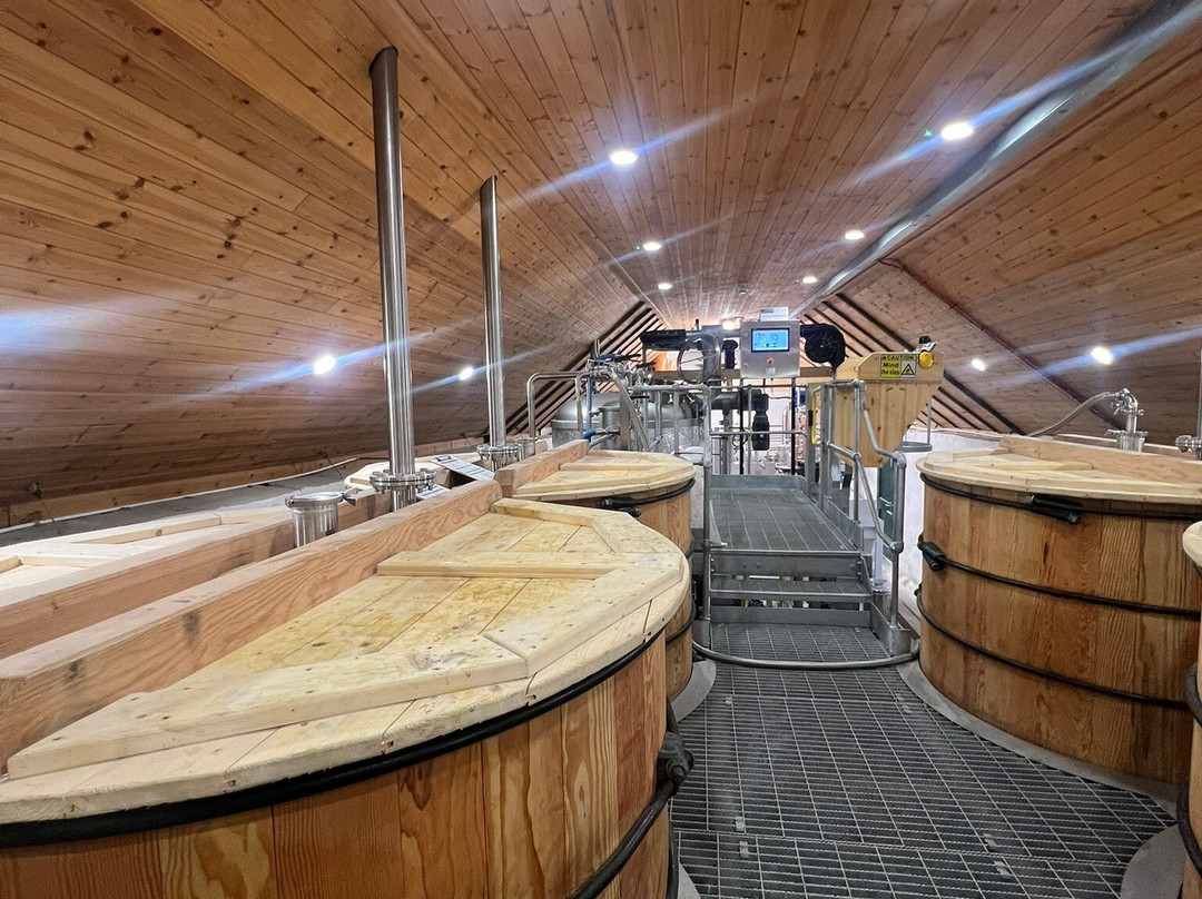 North Uist Distillery Co-Benbecula Island必去景点