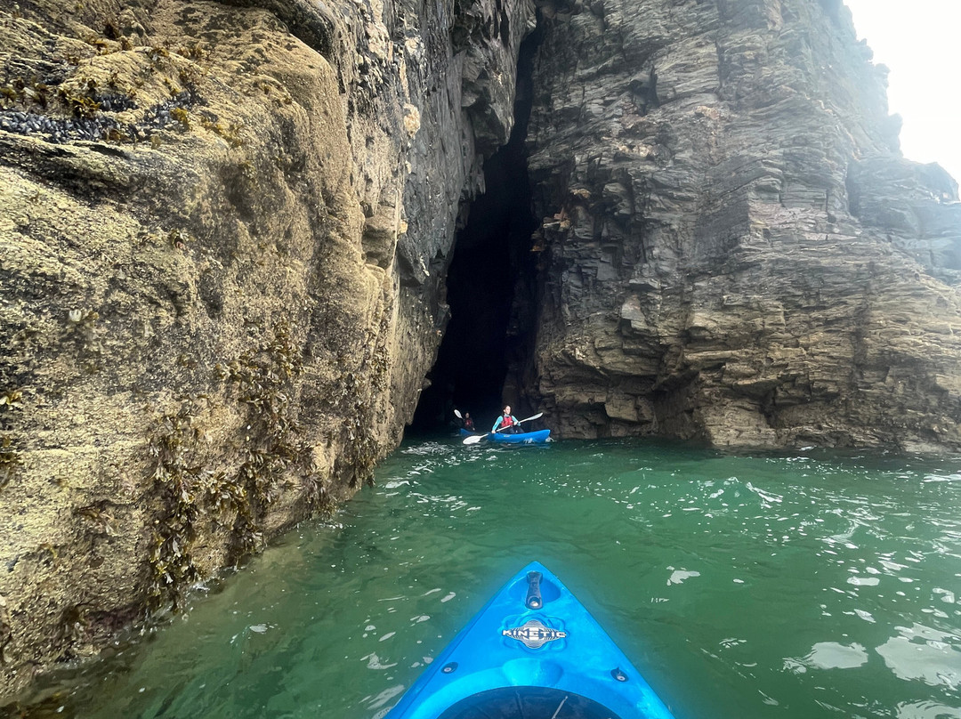 Vertical Blue Adventures-Porthleven必去景点