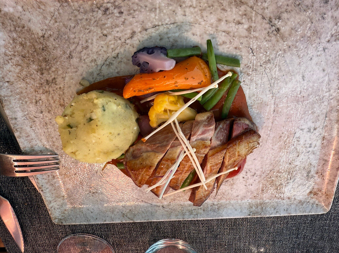 Sarl l'Abbesse Hotel-Restaurant主图