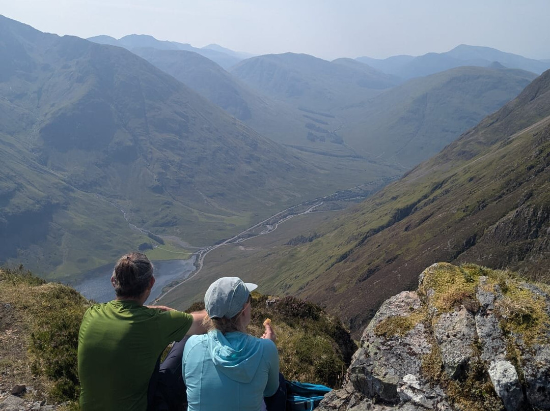 Girls on Hills-Glencoe Village必去景点