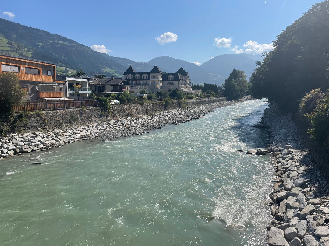 Grand Hotel Lienz主图