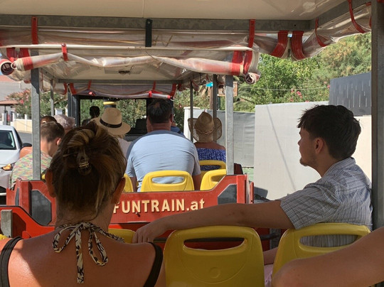 Laganas Fun Train-扎金索斯州必去景点