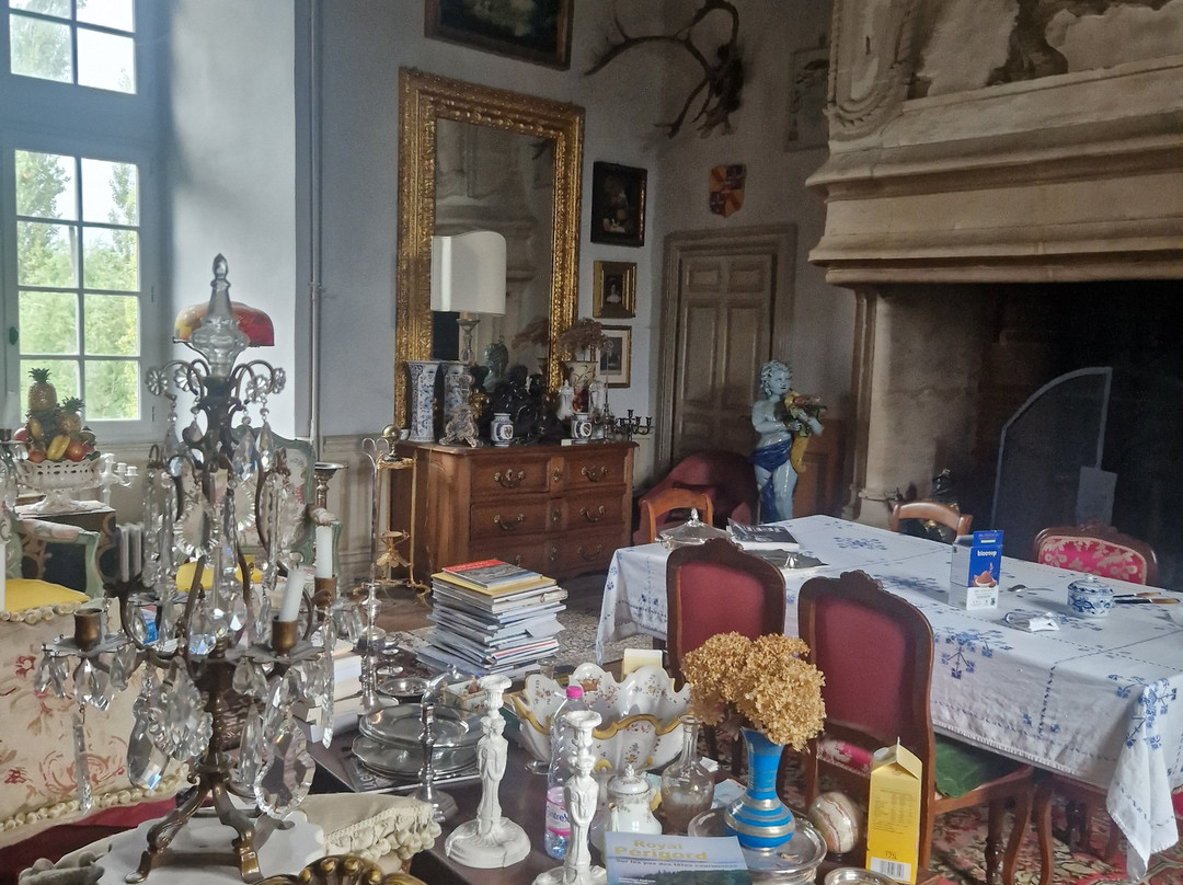 Chateau L'Eveques-Chateau-l'Eveque必去景点