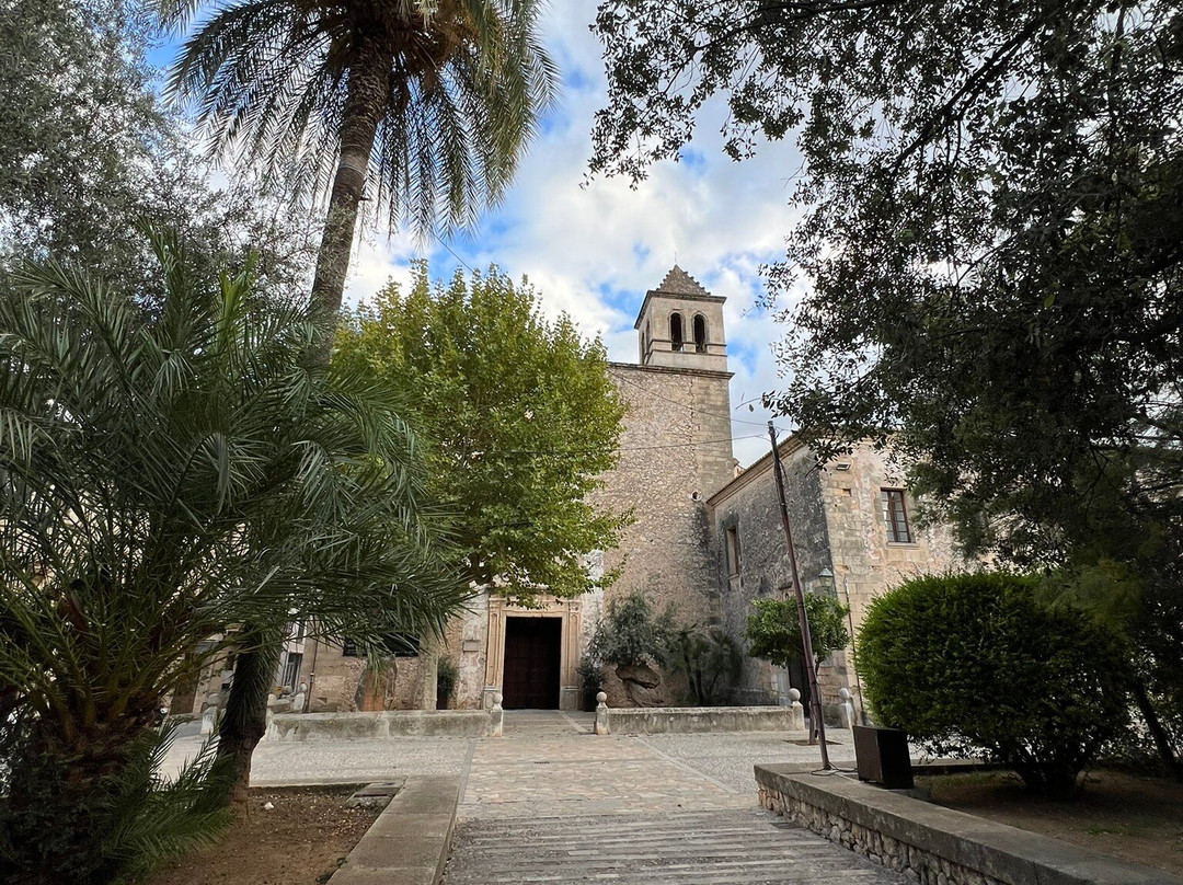 Jardines Joan March y Torre Desbrull-Pollenca必去景点