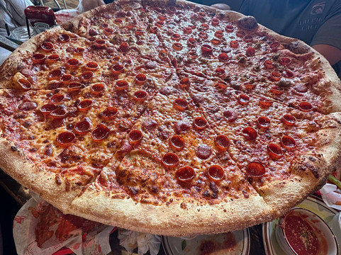 Fat Sully's NY Pizza主图