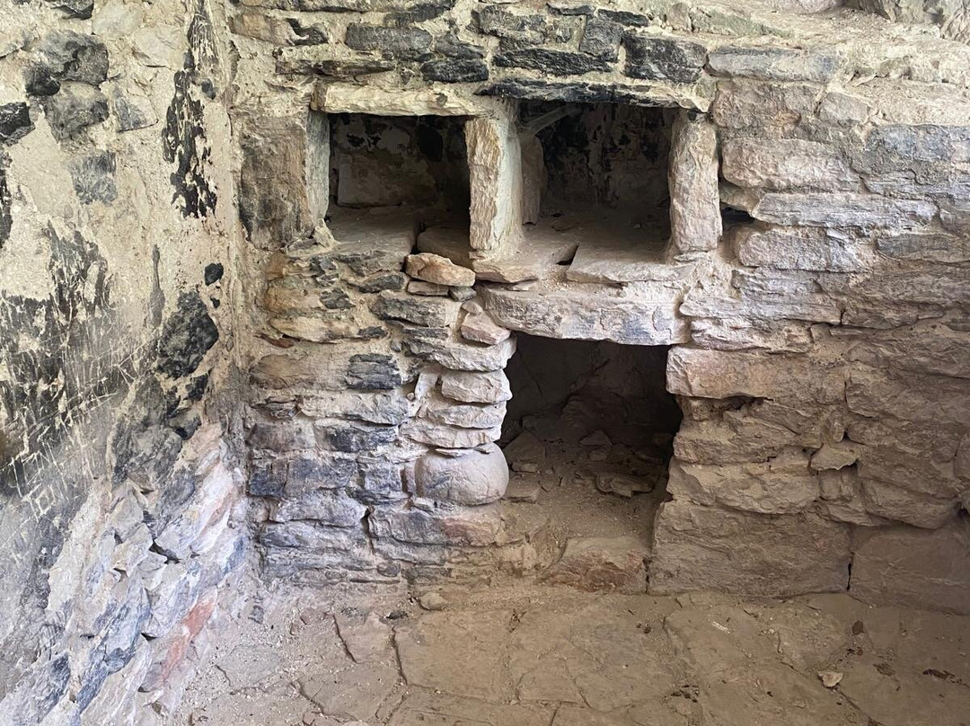 Eremo Grotta Sant'angelo-Civitella del Tronto必去景点