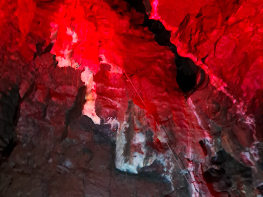 White Scar Cave-Ingleton必去景点