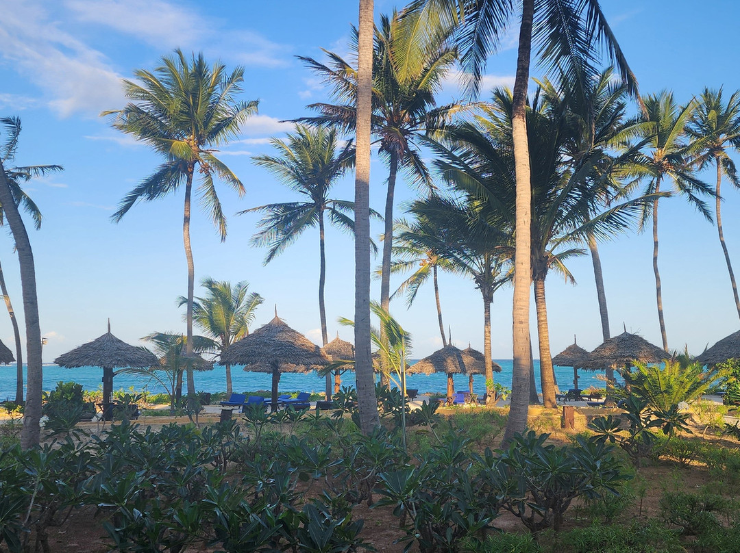 微风海滩俱乐部及Spa酒店主图