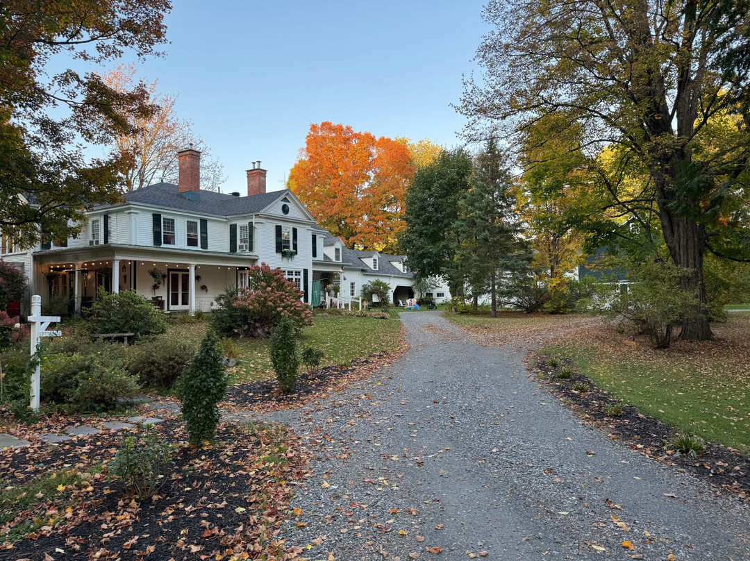 Lee Farm Inn Bed & Breakfast主图