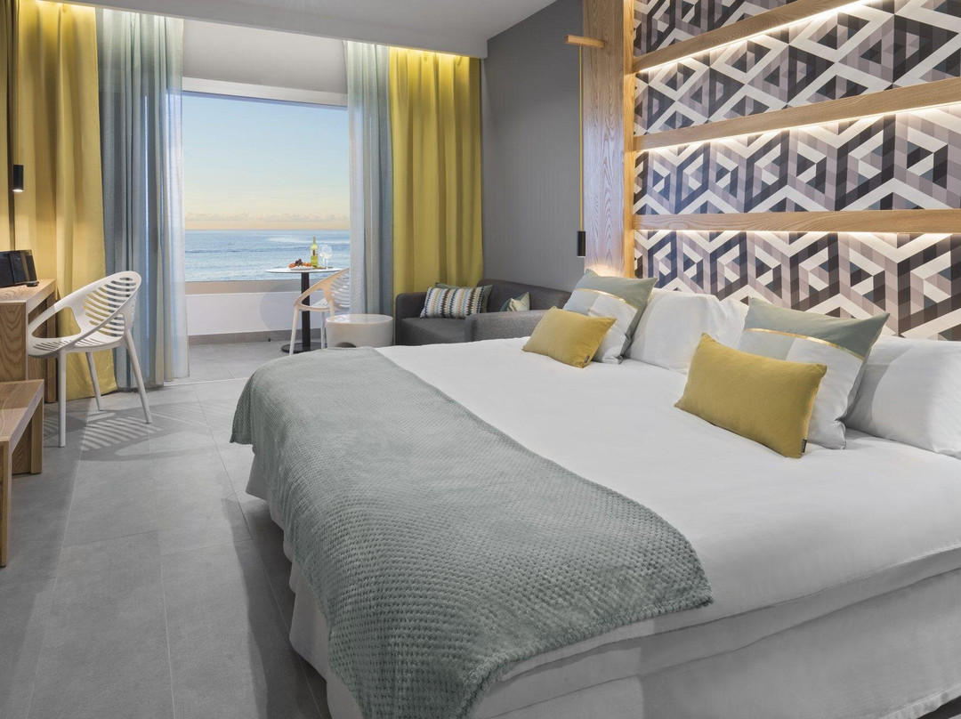 德拉克鲁兹索尔港酒店住宿-Atlantic Mirage Suites & Spa