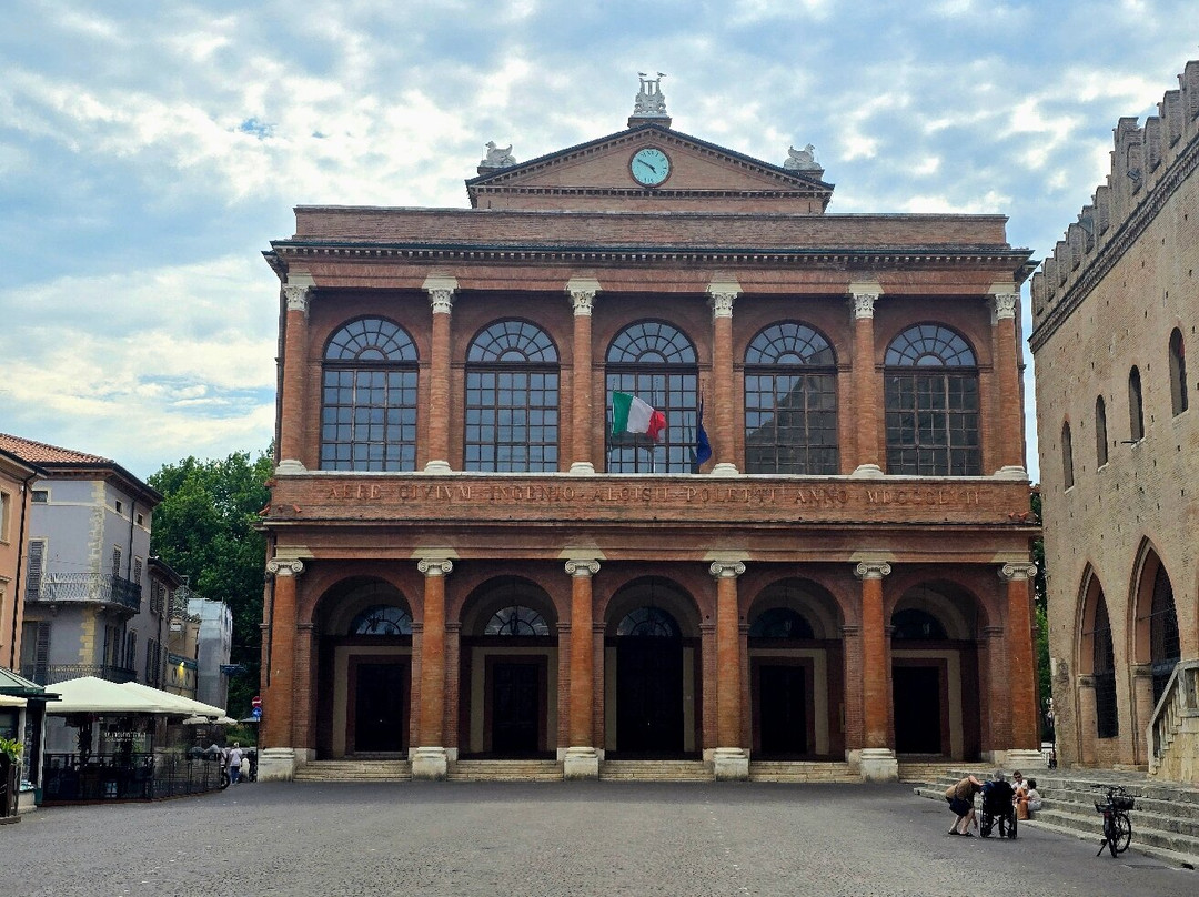 加富尔广场-里米尼必去景点