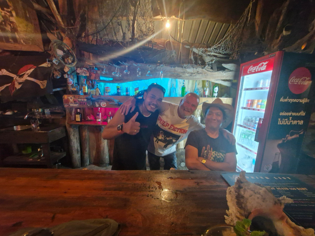 Fat Shark Bar-库克卡克海滩必去景点