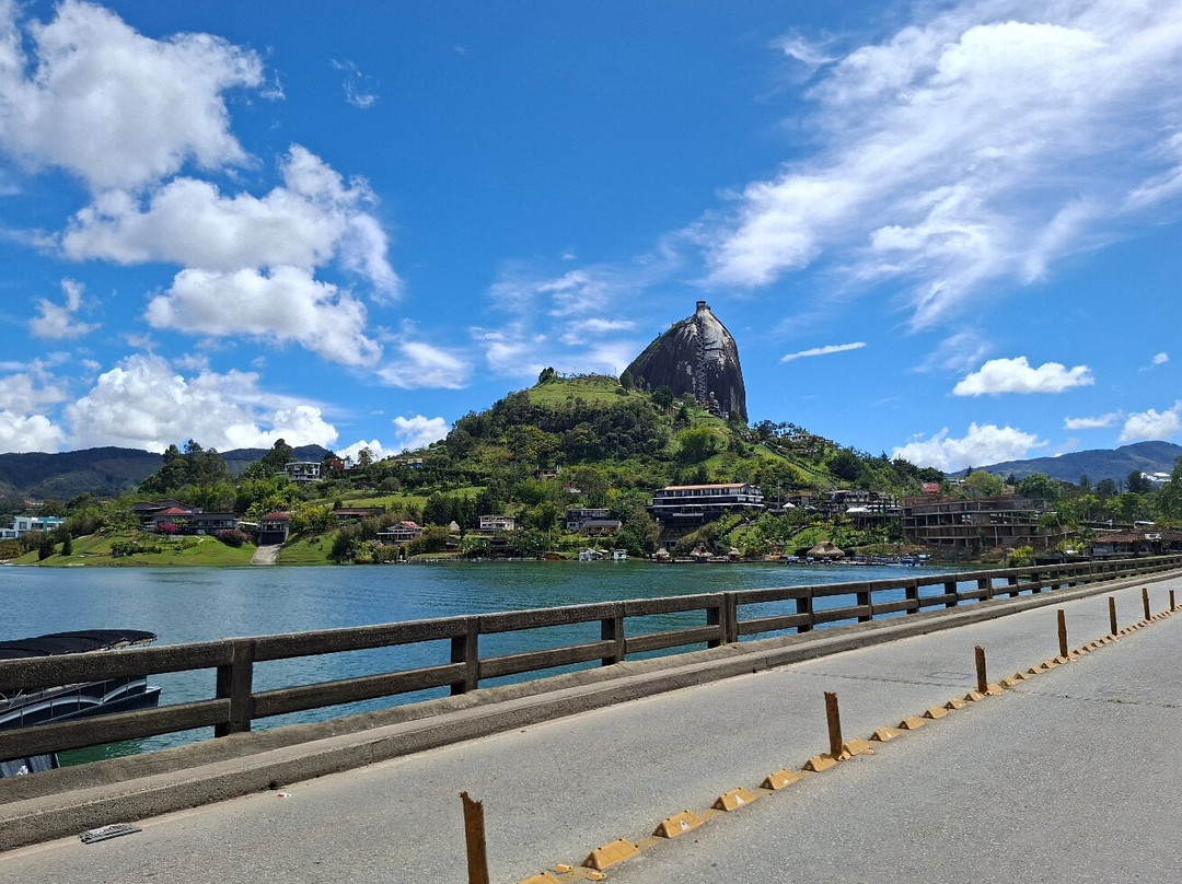 Laguna de Guatape-麦德林必去景点