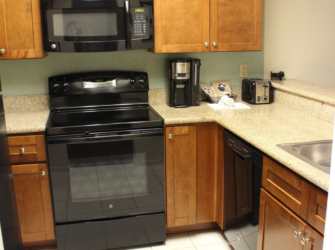 Riviera Oaks Resort And Racquet Club主图