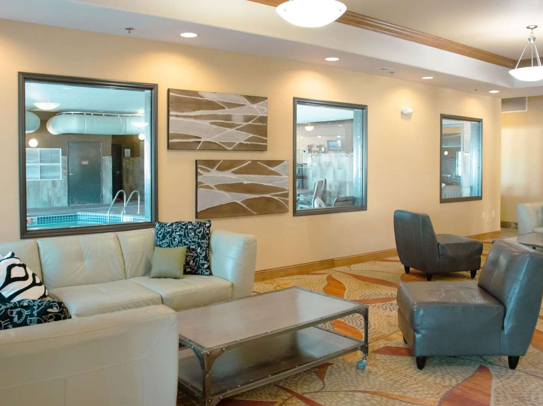 大福克斯酒店住宿-Grand Forks Lodge & Suites