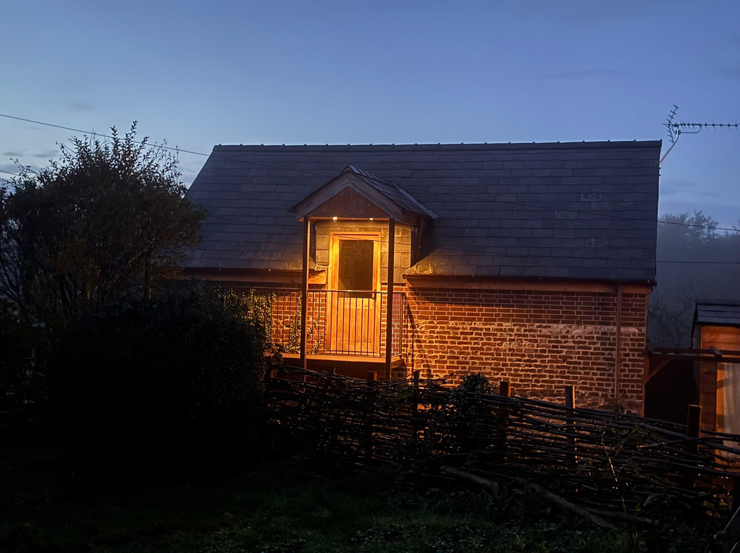 Broome Farmhouse主图