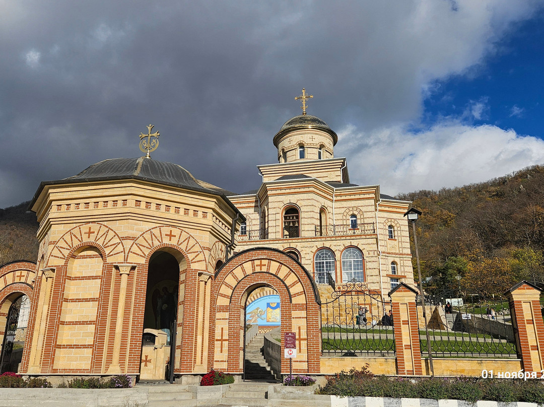 Holy Dormition Monastery-Lermontov必去景点