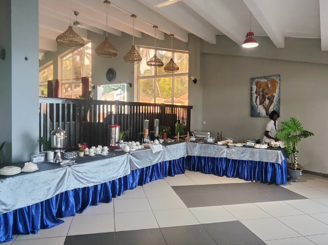 Tropic Garden Hotel主图