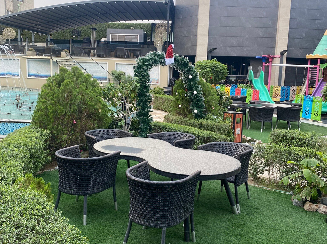 珊瑚巴格达酒店主图