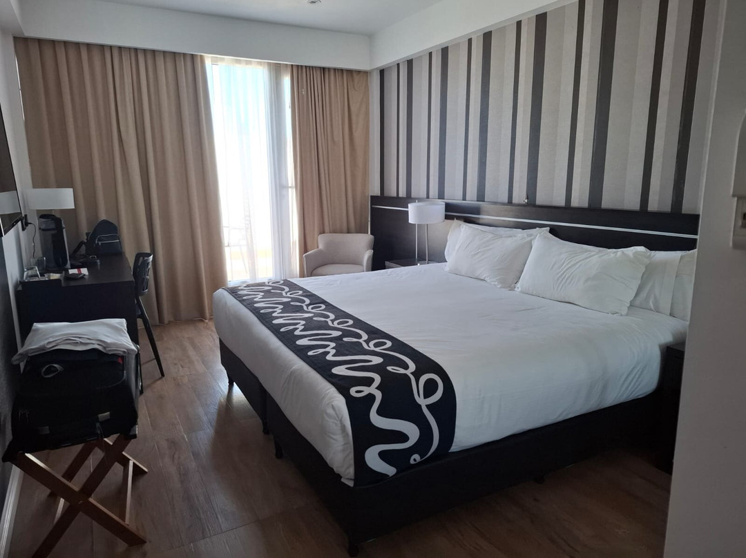 Amerian Rafaela Hotel主图