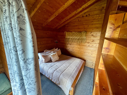 Abel Tasman Ocean View Chalets主图