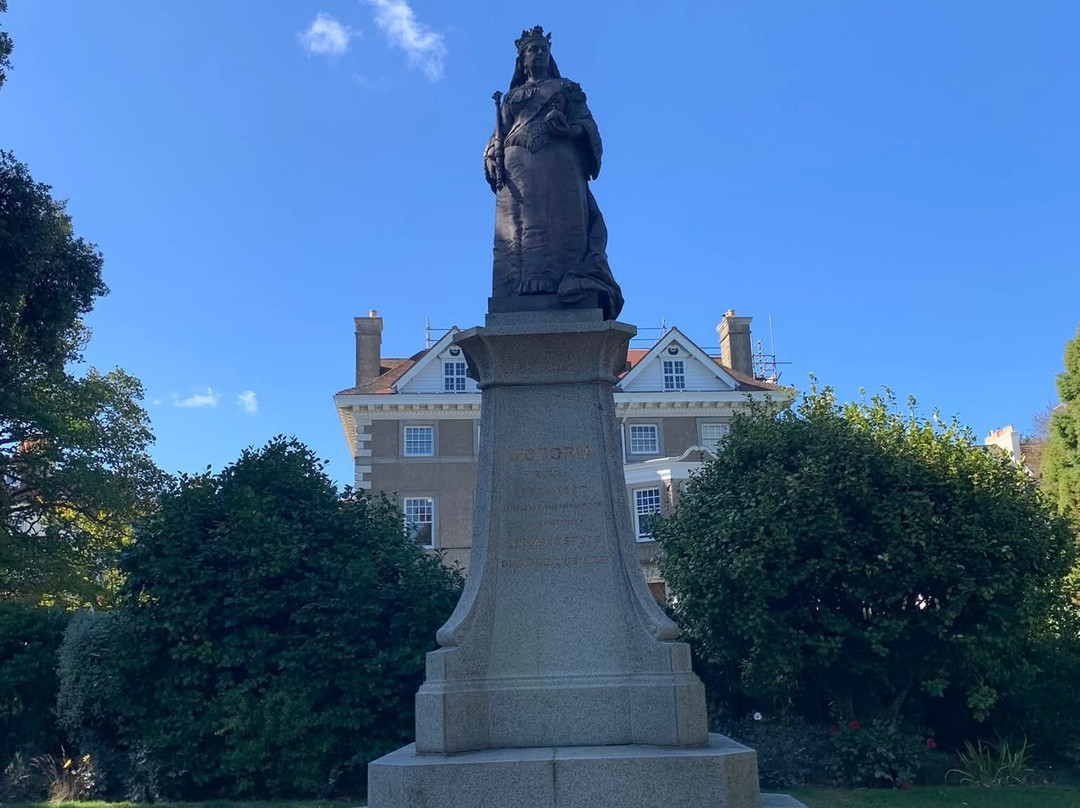 Candie Gardens-St Peter Port必去景点