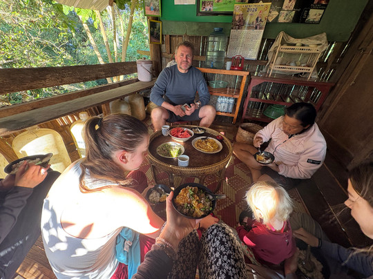 Akhajulyah Guesthouse主图