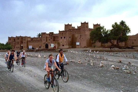 Explorez la Palmeraie de Skoura a pieds  ou en vtt