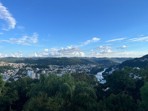 Monumento Frei Bruno-Joacaba必去景点