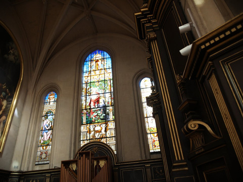 圣杰维圣波蝶教堂-巴黎必去景点