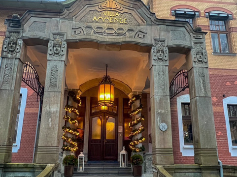 豪华新艺术酒店-阿门德别墅主图