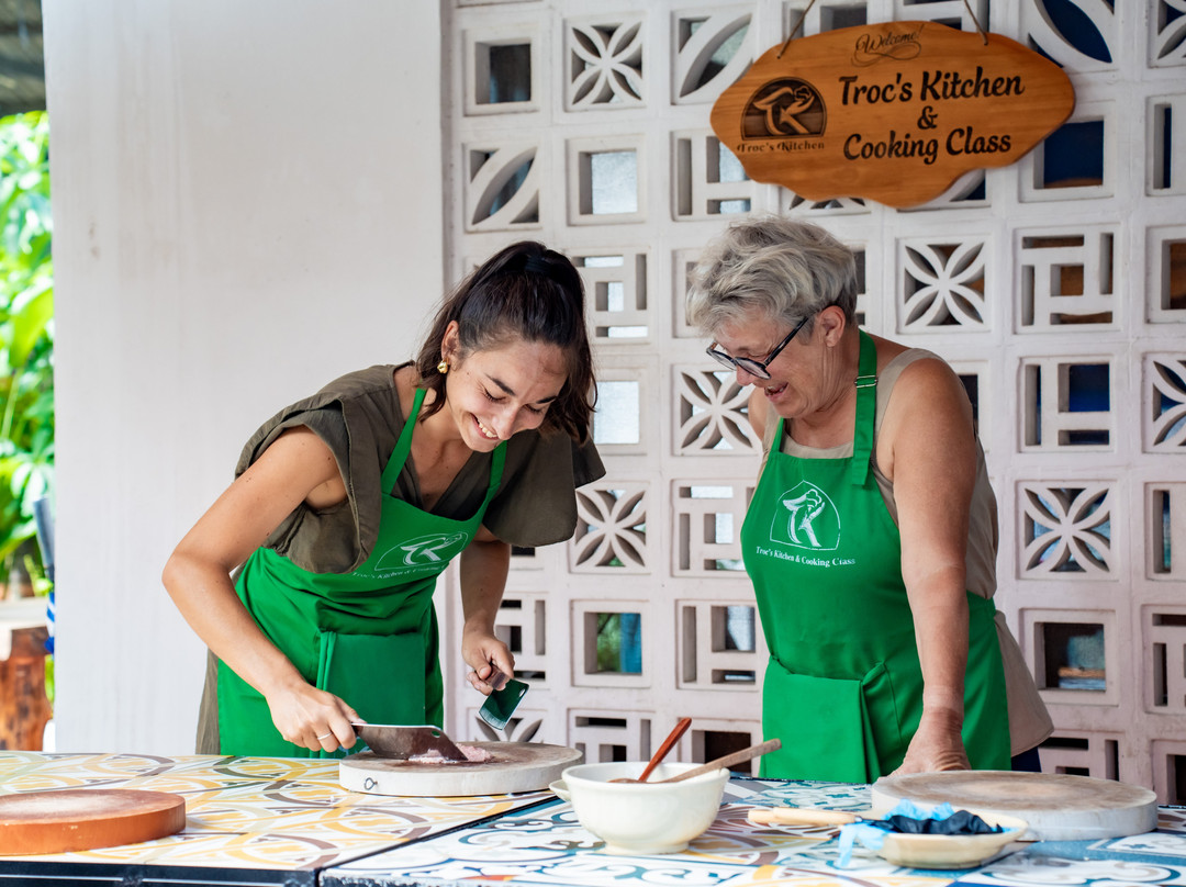 Troc's Kitchen & Cooking Class-扬东必去景点
