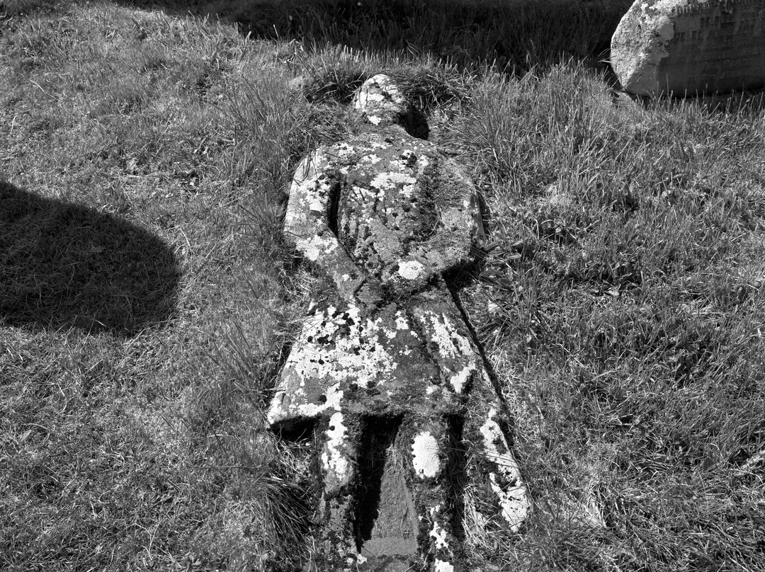 Flora MacDonald's Grave-Kilmuir必去景点