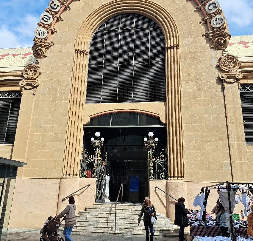 Mercat Medieval ( Medieval Market  )-萨洛必去景点
