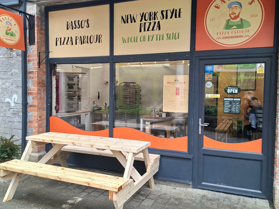 Basso's Pizza Parlour