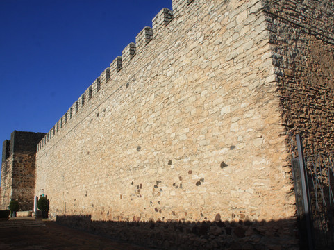 Castillo de dona Berenguela-Bolanos de Calatrava必去景点
