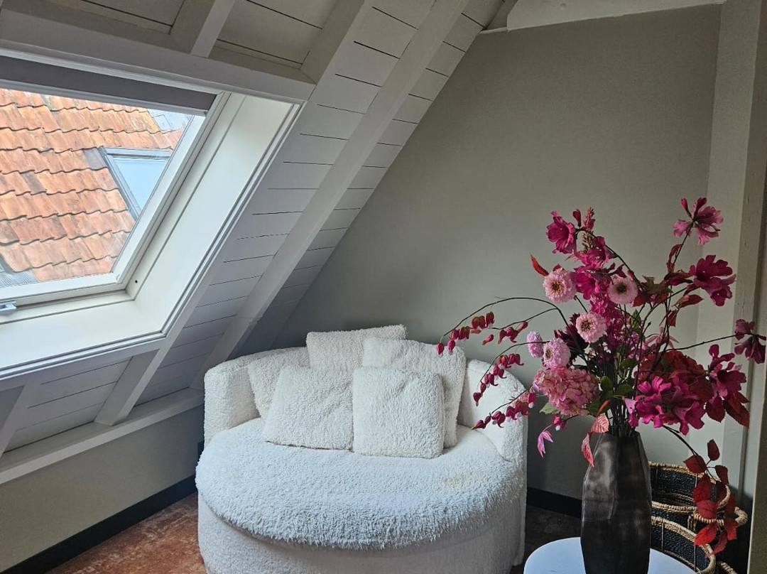 The River Suites主图