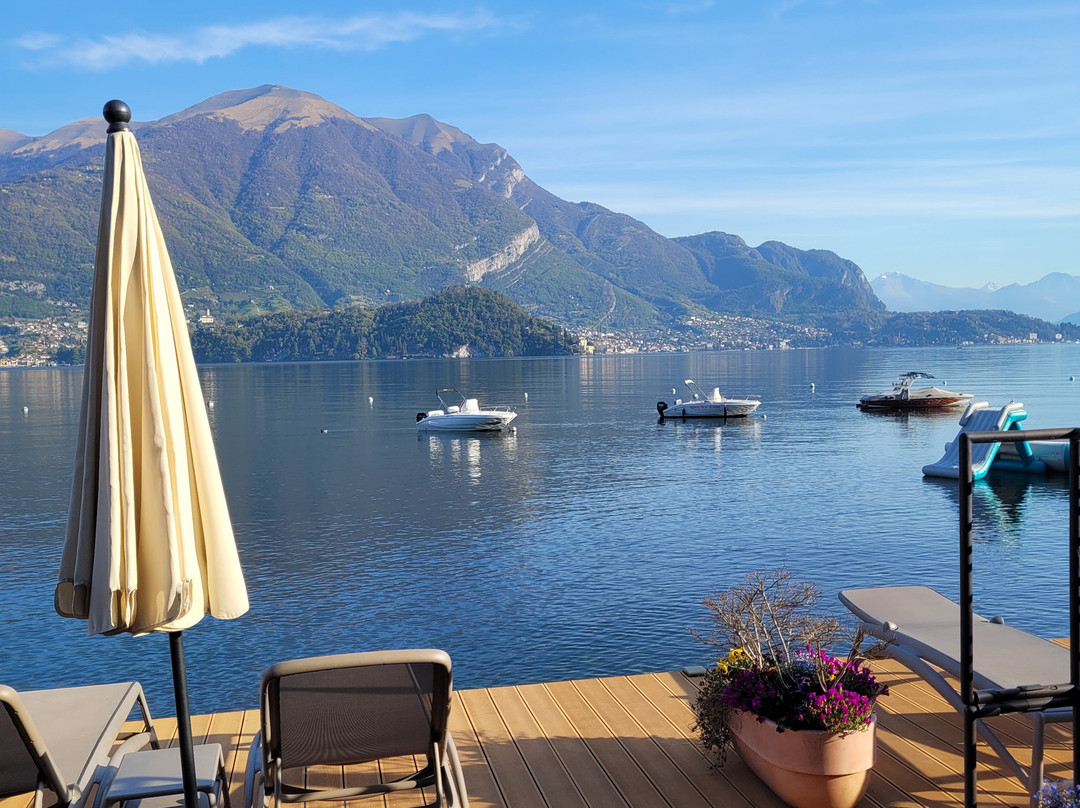 极光别墅酒店主图